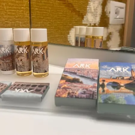 Ark 4*