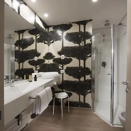 Ark Hotel 4*