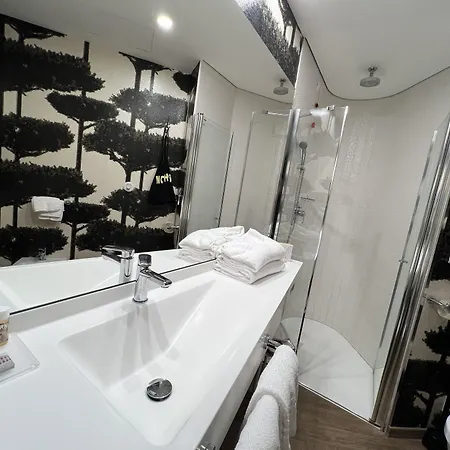 Hotel Ark 4*